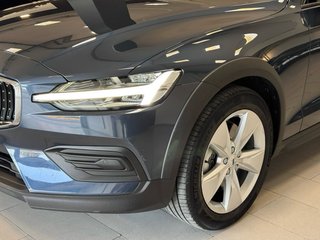 Volvo V60 Cross Country D4 AWD - 2019