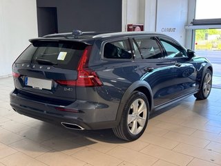 Volvo V60 Cross Country D4 AWD - 2019