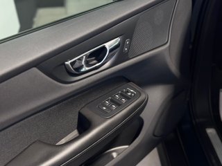 Volvo V60 Cross Country D4 AWD - 2019