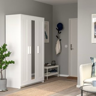 Armario 3 puertas Ikea con espejo central