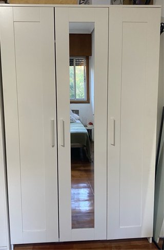 Armario 3 puertas Ikea con espejo central