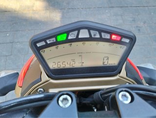 Ducati Streetfighter 1098 - Revisión Desmo