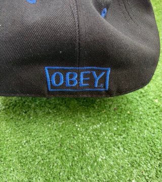 Gorra OBEY Negra y Azul