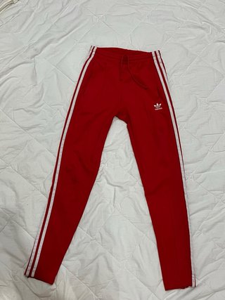 Pantalón chándal Adidas rojo