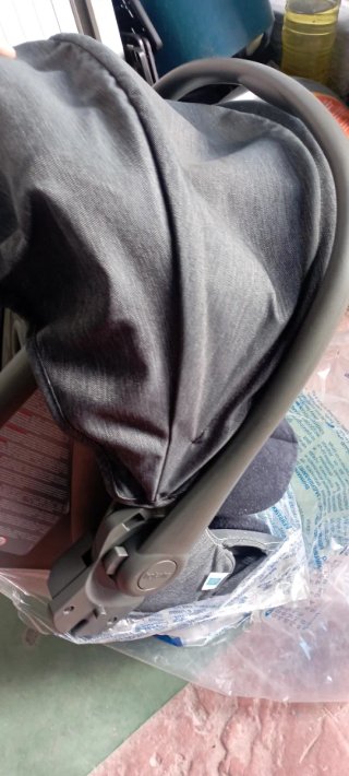 Seggiolino auto Inglesina per neonati