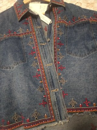Chaqueta vaquera bordada mujer