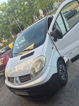 reanult trafi no 2207