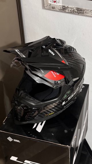Casco LS2 MX701 Explorer Carbon Talla M