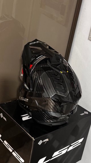 Casco LS2 MX701 Explorer Carbon Talla M