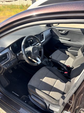 KIA Stonic 2019 1.2 Drive  / Etiqueta C / 08/2019