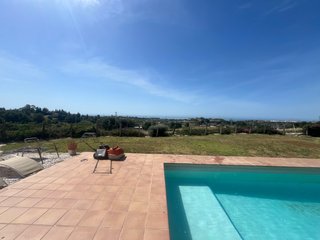 Mantenimiento de Jardines y Piscinas