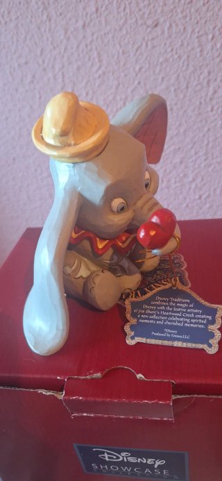 Figura Dumbo Corazón Enesco 12 cm