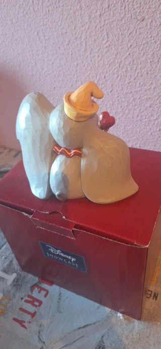 Figura Dumbo Corazón Enesco 12 cm