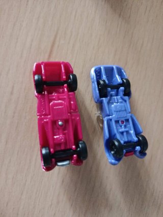 2 Coches Kinder Sorpresa Vintage
