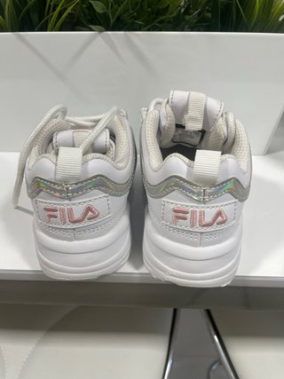 Zapatillas Fila Bebé Blancas y Rosas
