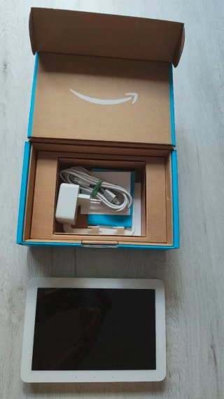 Amazon Echo Hub Alexa
