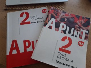 Libro de Curso de Catalan A punt. Nivel A2