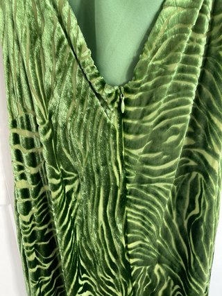 Vestido largo Zara verde terciopelo