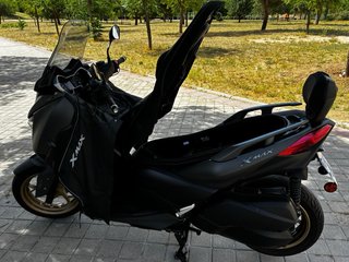 Yamaha XMAX 300 Tech MAX 2021