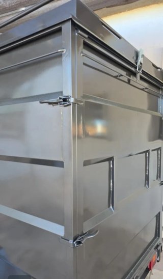 Remolque elevable 750kg con tapa