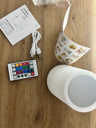Lámpara de noche Globarnia con control remoto