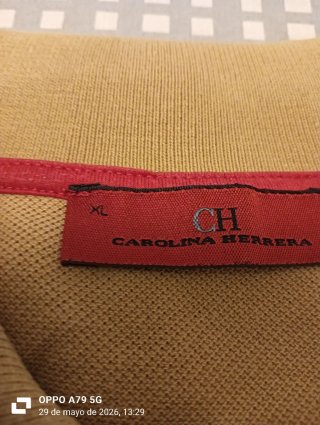 Polo Carolina Herrera Talla XL mostaza