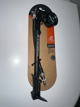 Bomba Btwin 940 MTB Horquilla y Amortiguador