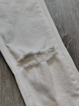 Vaqueros blancos Stradivarius