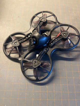 Pareja dron tinyhawk uno funciona otro no