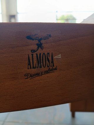 mesa comedor y 6 sillas NUEVO!!!