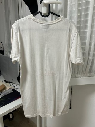 Camisetas de marca: Lacoste, Ellesse, Jordan.