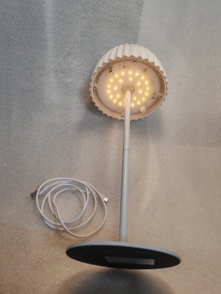 Lampada da tavolo LED Briloner ricaricabile