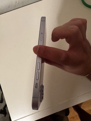 iPhone 14 Plus Morado