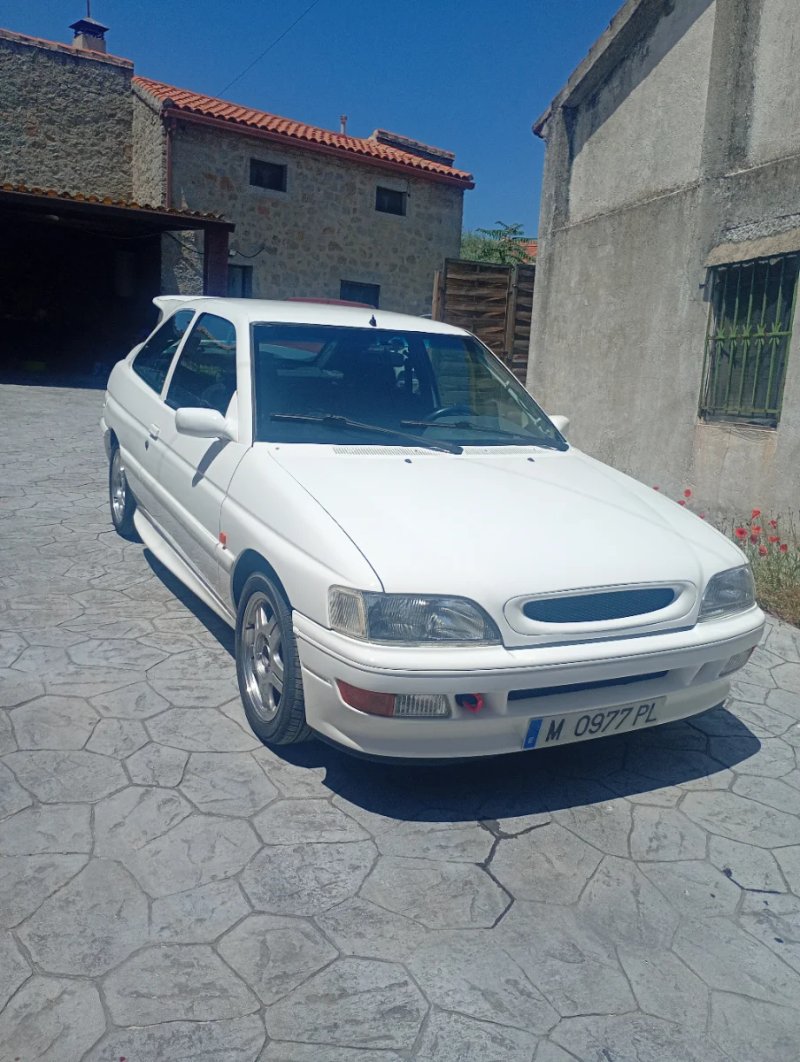 Ford Escort 1995 RS 2000 - foto 1