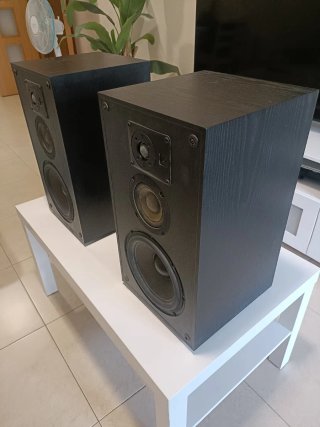 Altavoces JBL Negros