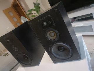 Altavoces JBL Negros