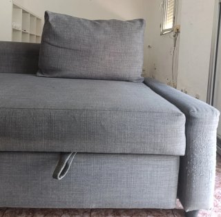 Divano letto grigio in tessuto FRIHETEN