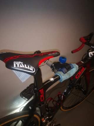 Bicicleta carretera F10 disco