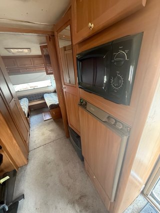 Caravana Lunar Delta 610-4