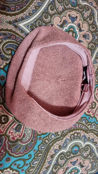 Cappello basco rosa