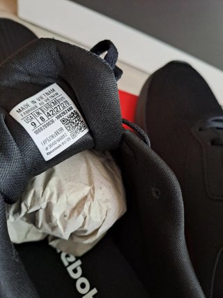 Zapatillas Reebok Energen Lux T42 Negras