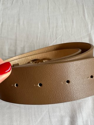 Cinturón mujer GG dorado sin uso
