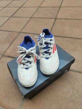 Botas de fútbol Adidas Talla 30
