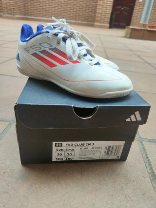 Botas de fútbol Adidas Talla 30