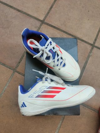 Botas de fútbol Adidas Talla 30