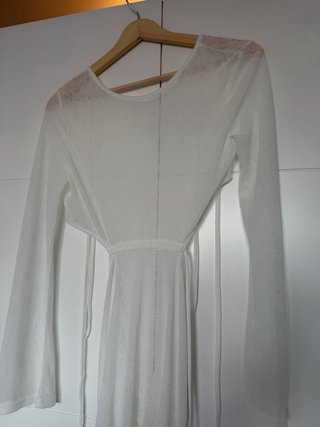 Vestido blanco con cordones