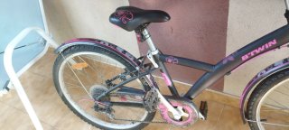 Bicicleta 24 Negra y Rosa con Marchas