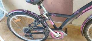 Bicicleta 24 Negra y Rosa con Marchas