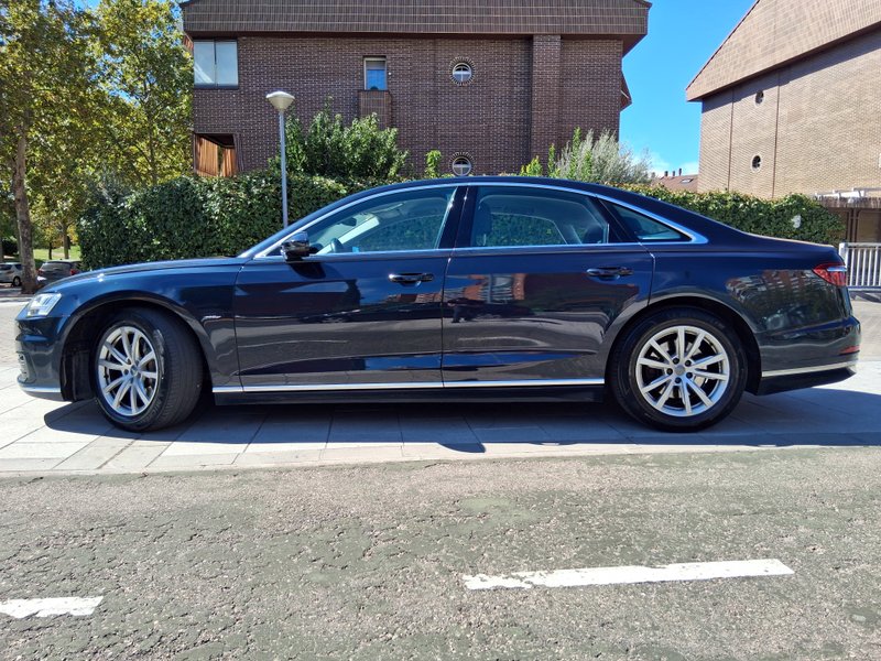 Audi A8 2018, foto 7