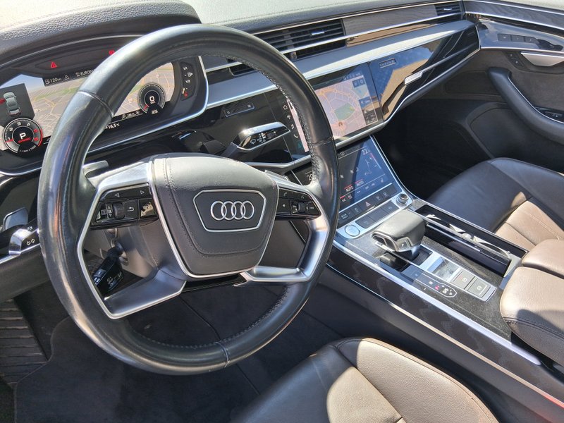 Audi A8 2018, foto 15